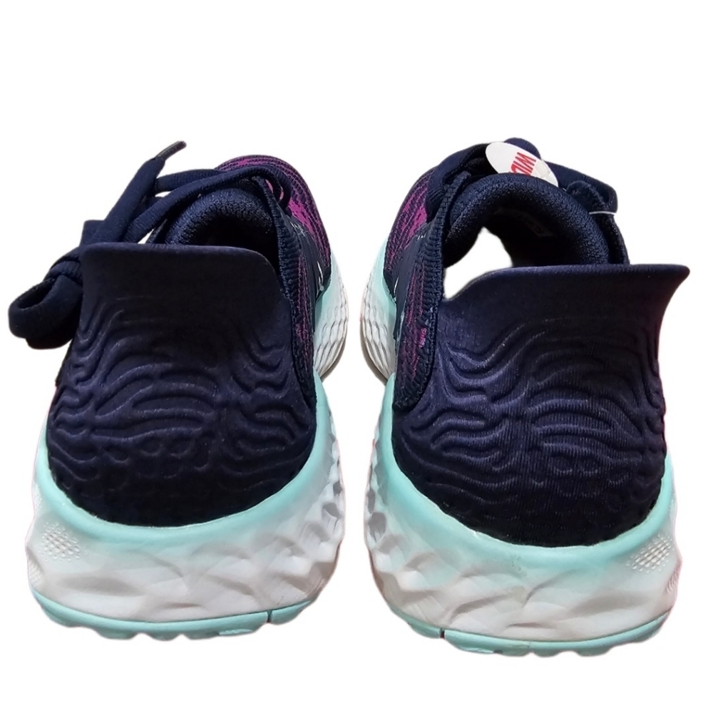 **SOLD** New Balance Women's Fresh Foam 1080v10 Plum - Picture 5 of 10